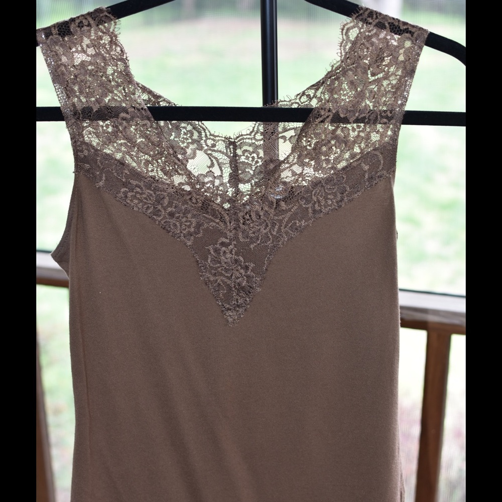 Lace V-neck tank