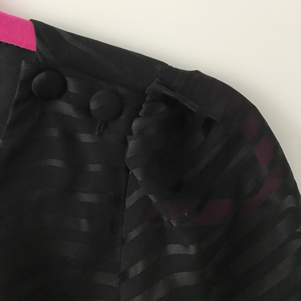 Black blouse - Picture 3 of 3