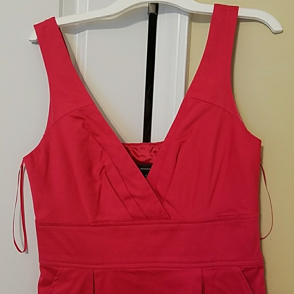 Dress - Picture 2 of 4