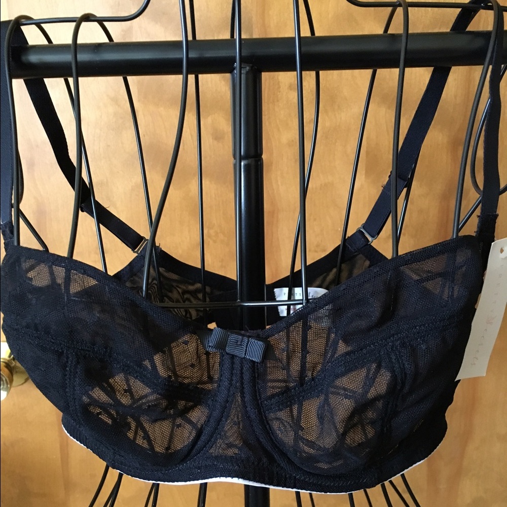 NWT women black bra