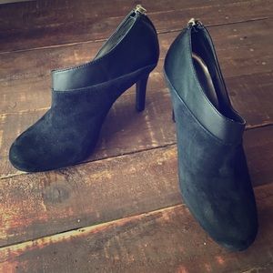 Alfa I black bootie heals