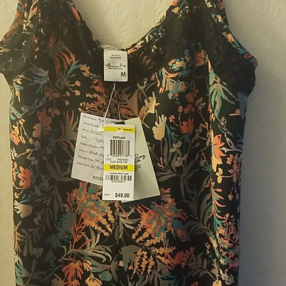 Dress - Picture 3 of 3