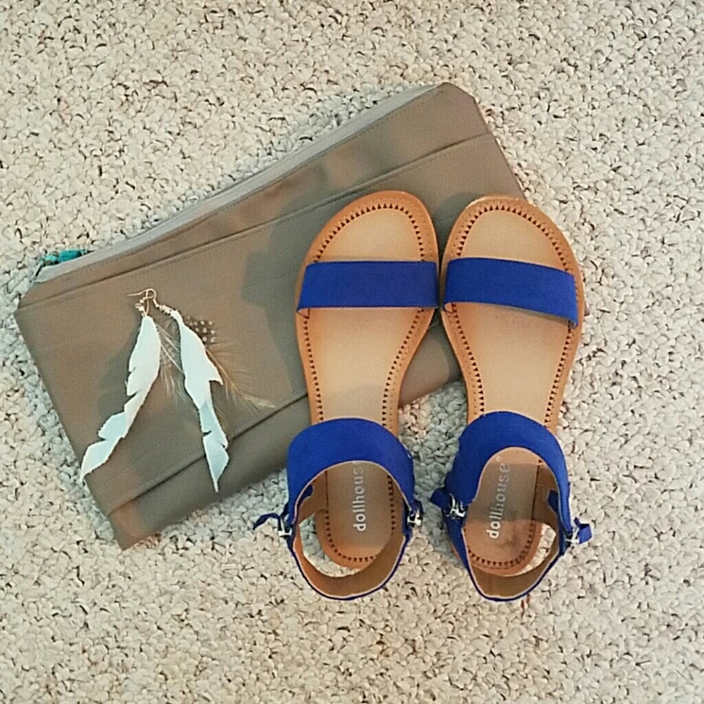 🌹Cute ankle strap sandals by dollhouse.