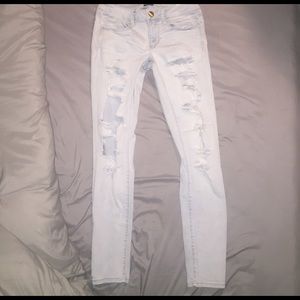 American Eagle ripped Jeans