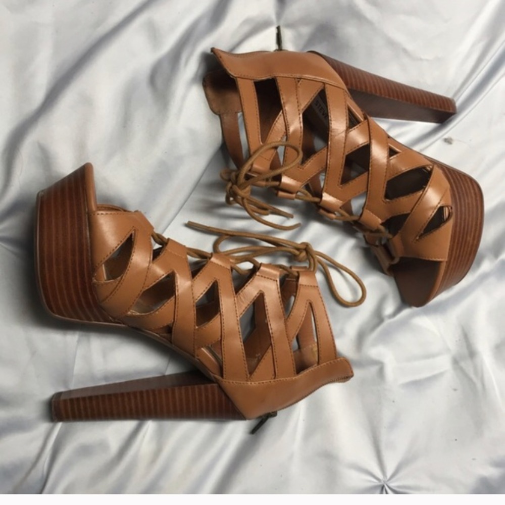 Steve Madden dream girl