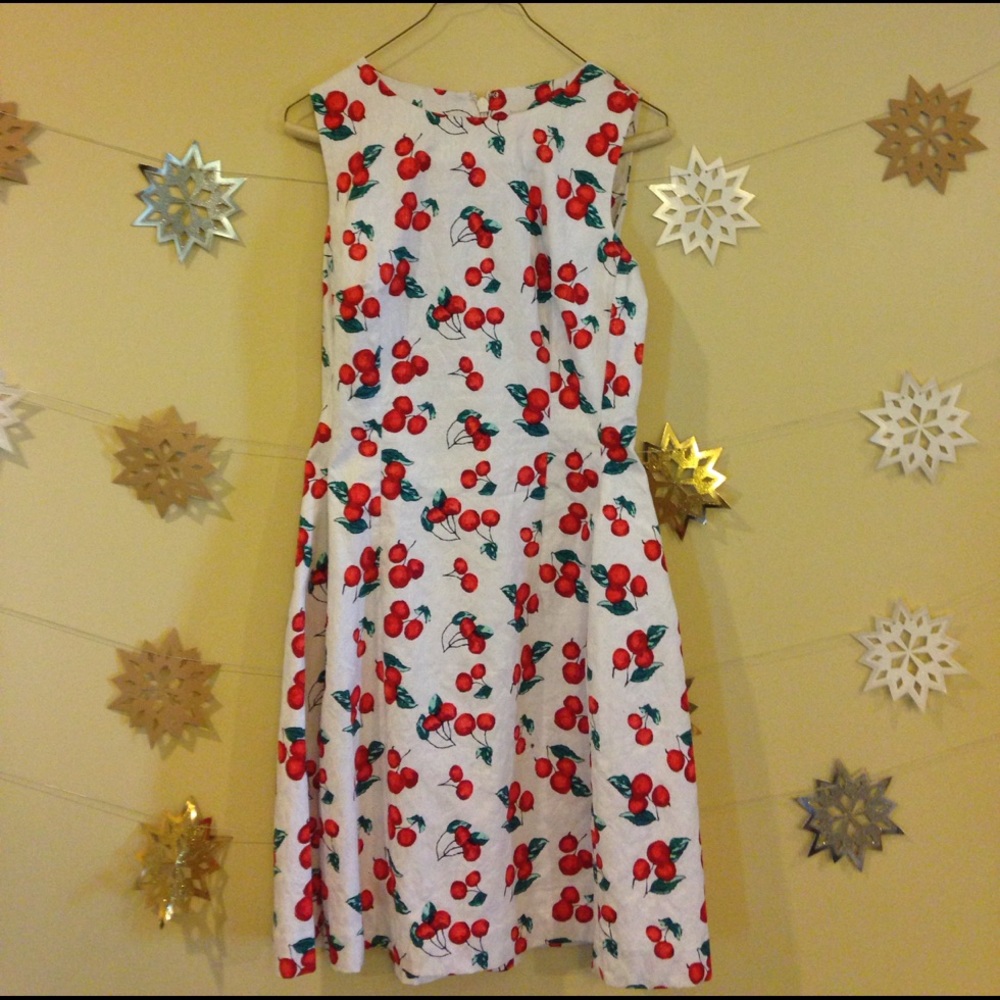 Eva Mendes cherry dress. Bought at NY&Co