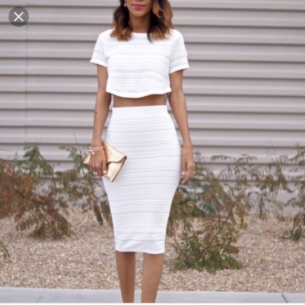 Torn by Ronny kobo outfit