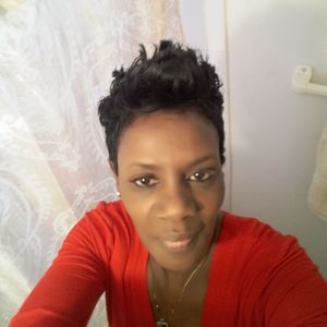 Meet your Posher, Gloria