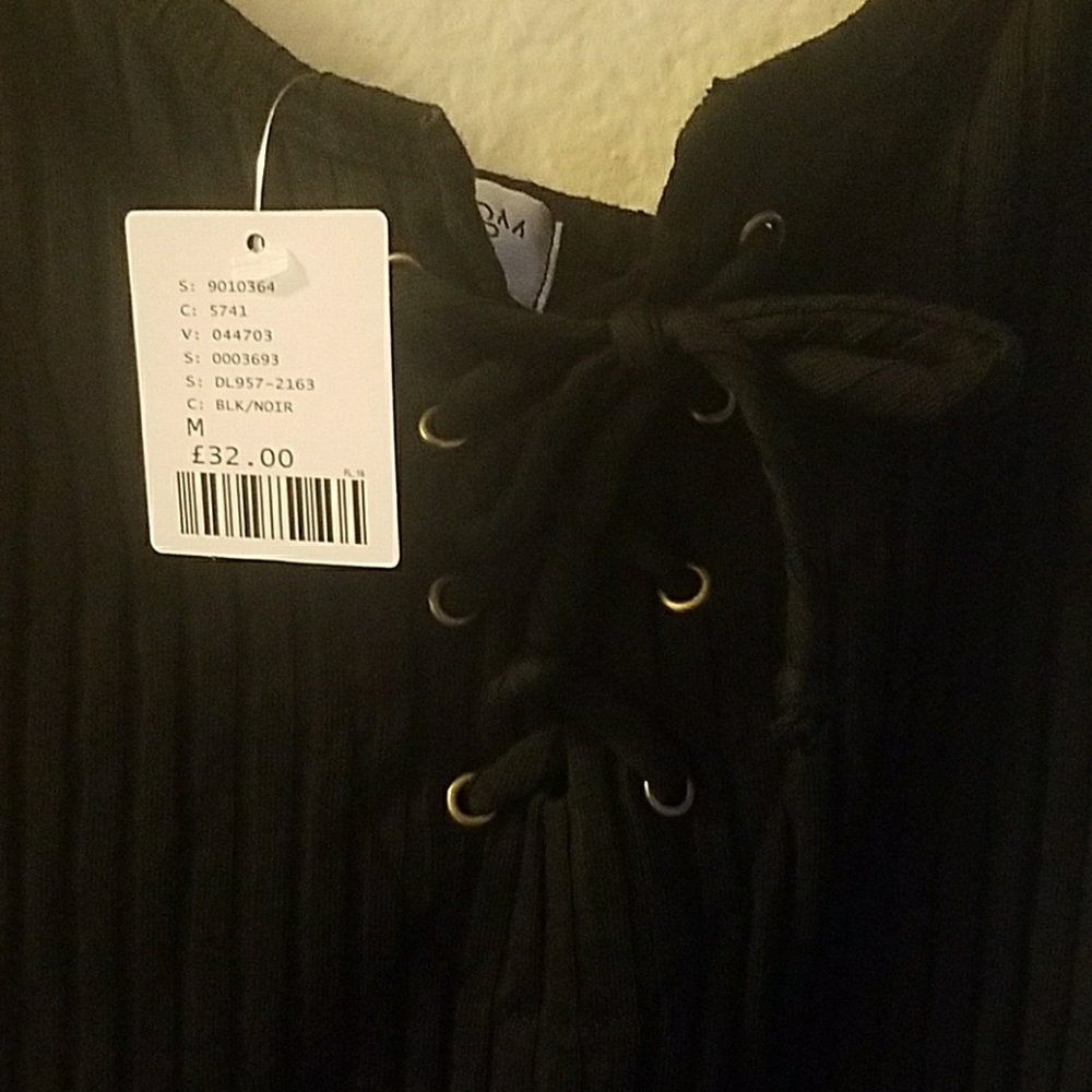 Dress - Picture 3 of 4