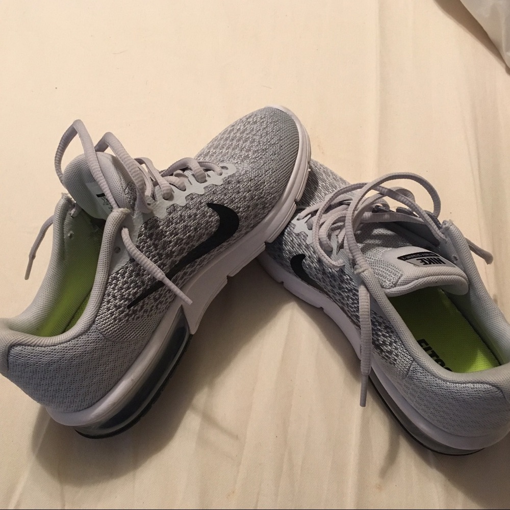 Nike Air Max Sequent 2