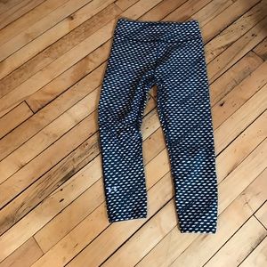 Under Armour Capri yoga/running pant