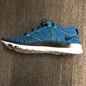 Womens Nike Free TR Flyknit