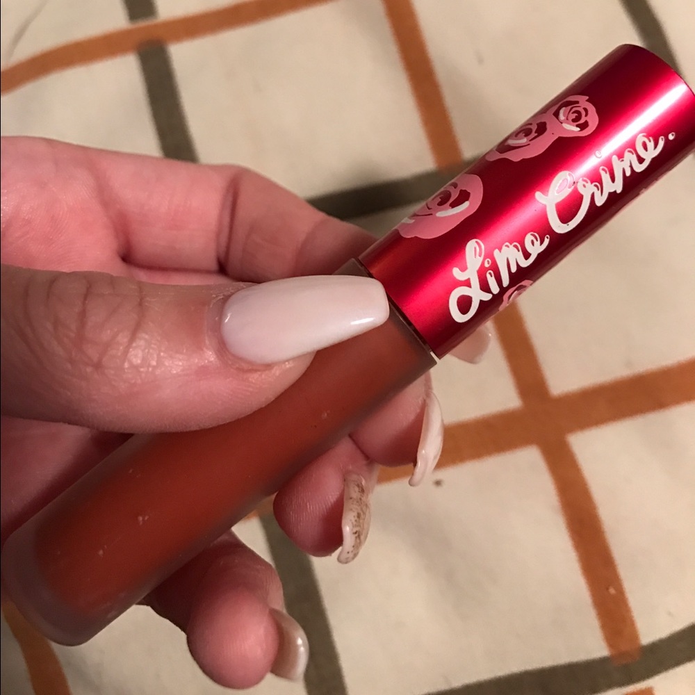 Lime Crime Matte velvetines lipstick in Pumpkin
