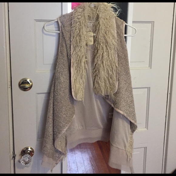 Fur vest - Picture 1 of 2