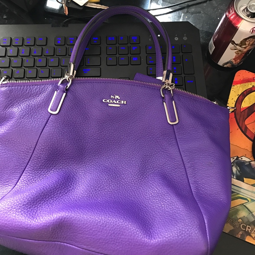 SMALL PURPLE COACH HANDBAG
