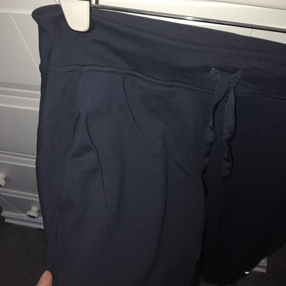 Navy blue lululemon joggers - Picture 2 of 4
