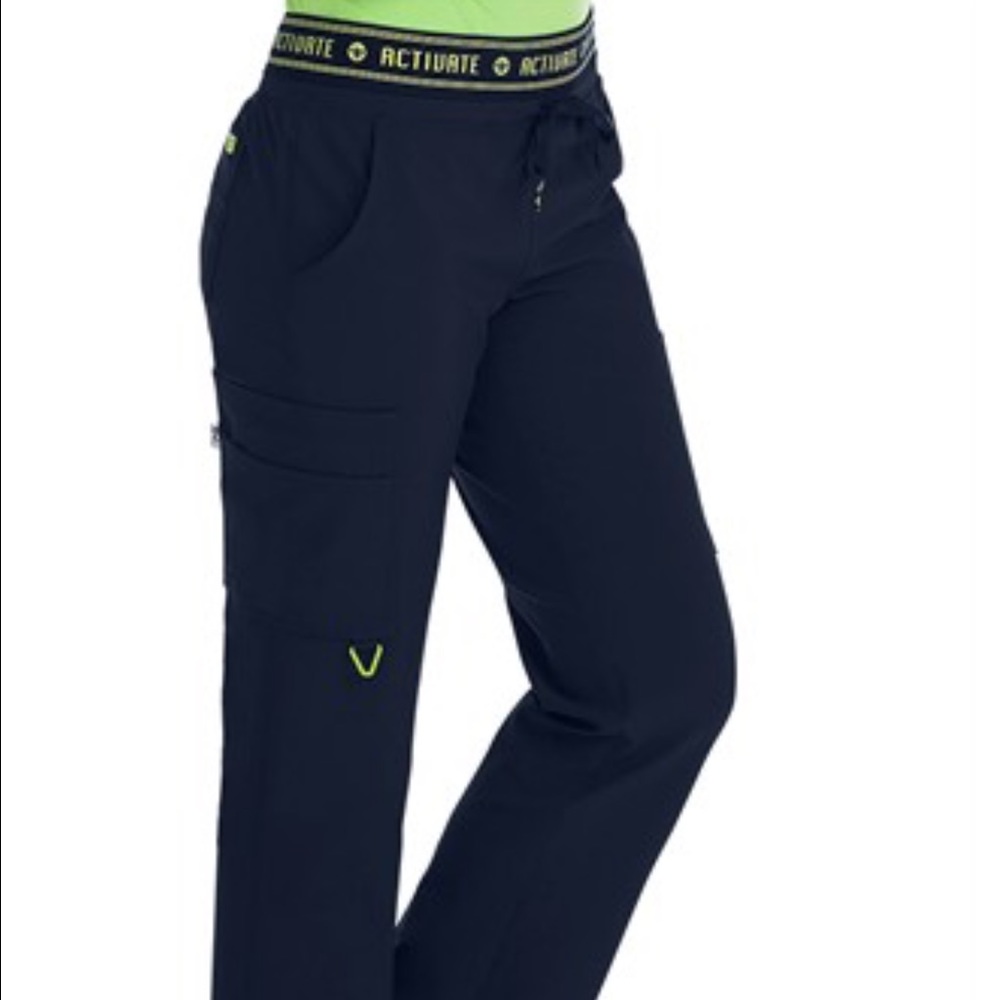 brand new with tags navy scrub pants!🎀