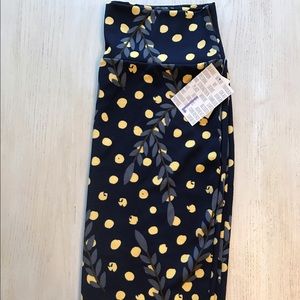 LuLaRoe L Cassie NWT