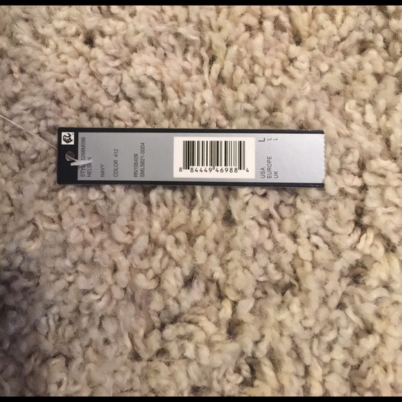 NWT Tahari by Arthur S. Levine Navy Fur Vest - L - Picture 3 of 4