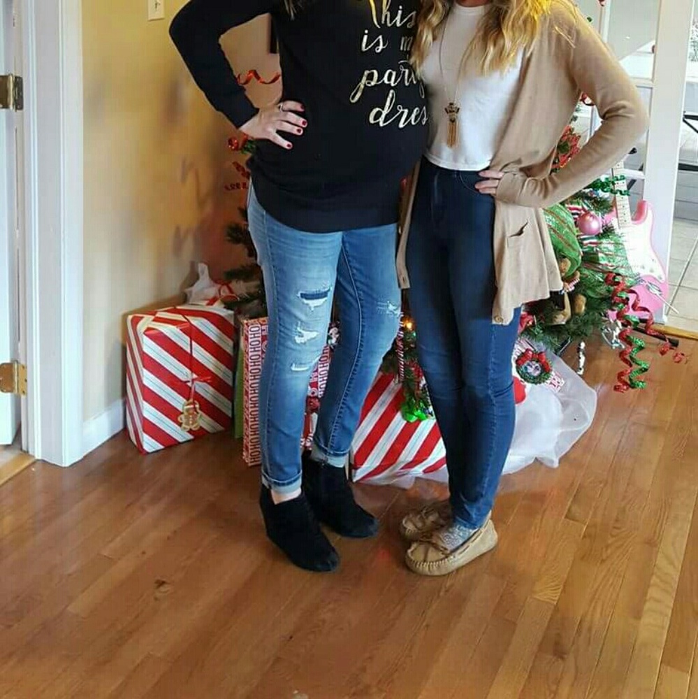 Liz Lange Maternity Jeggings