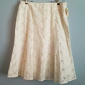 Cream lace skirt