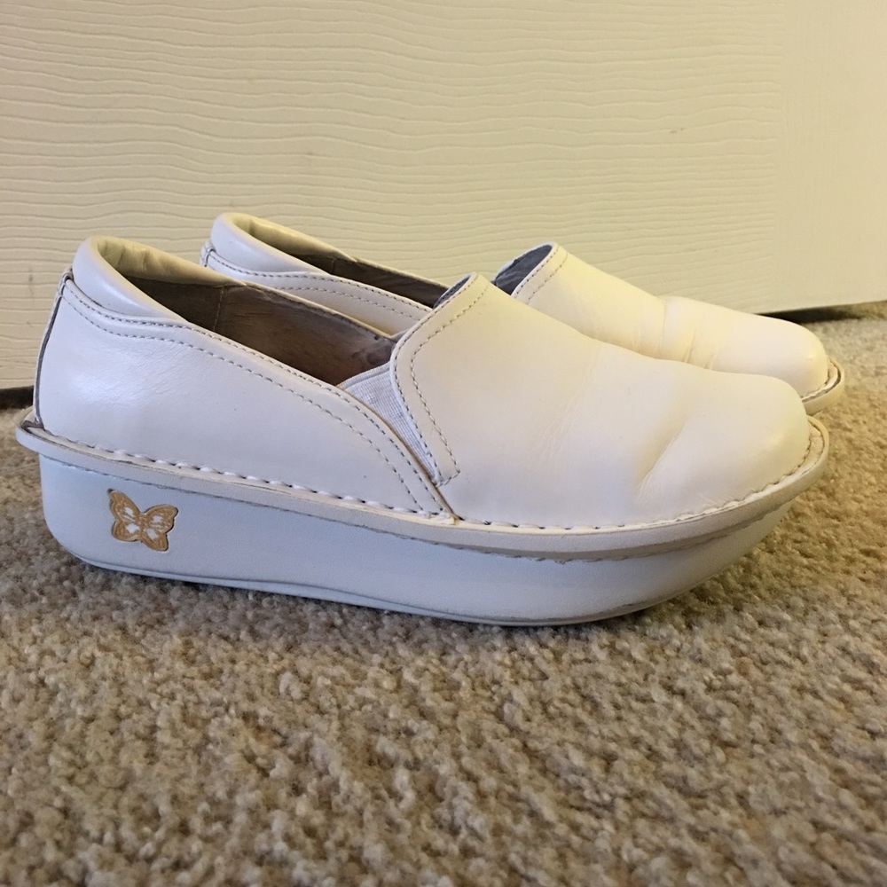 Alegria nursing shoes