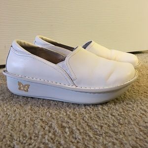 Alegria nursing shoes