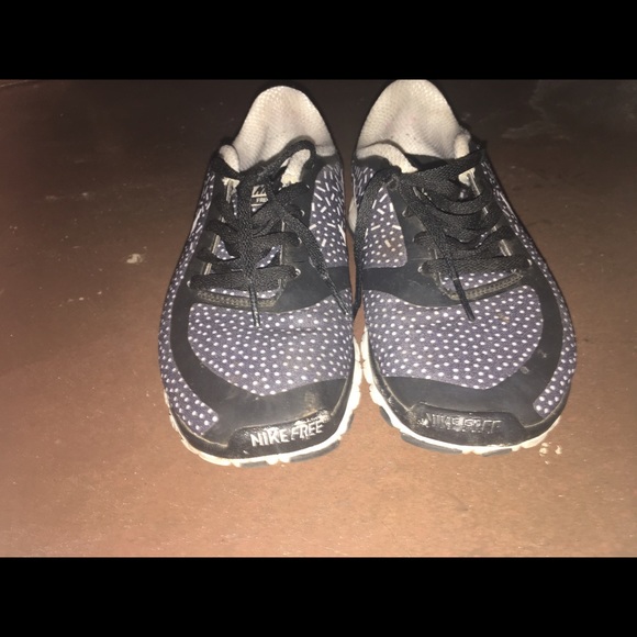 Women's Nike - Picture 2 of 3