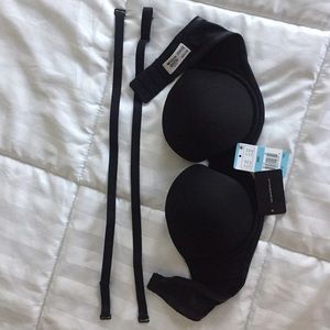 Wacoal black strapless push-up. NWT. 34C
