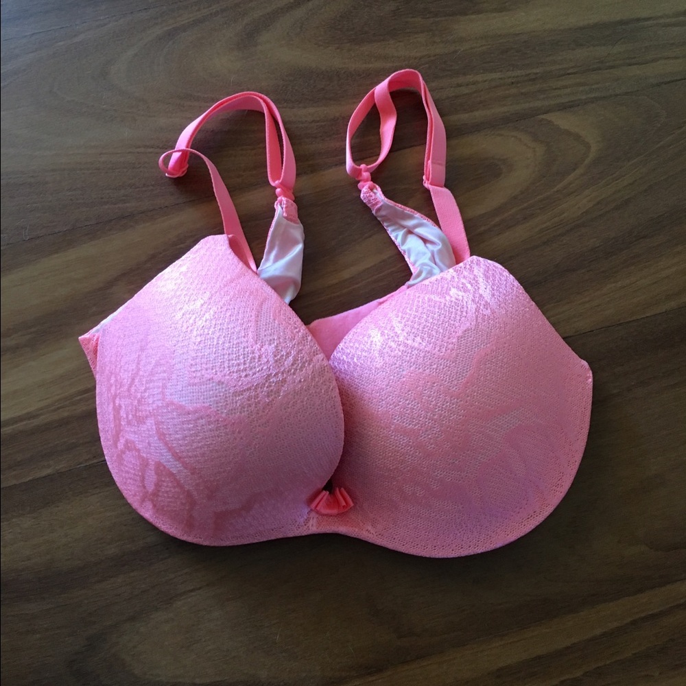 NEVER WORN VS Push Up Bra