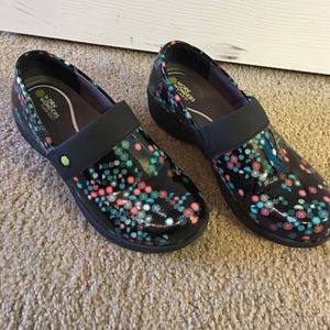 Dansko nursing shoes
