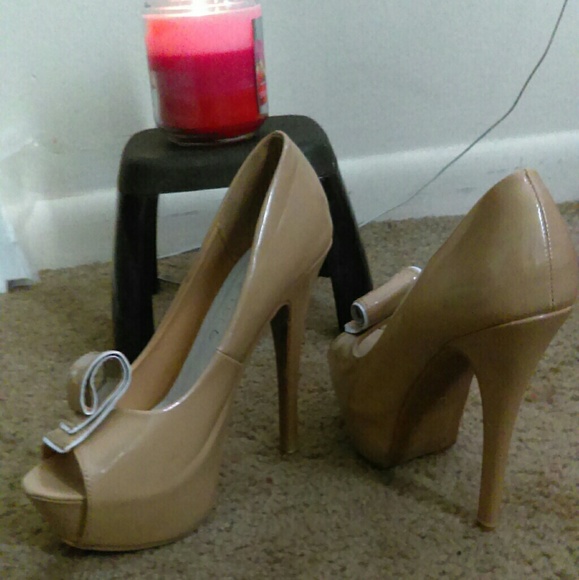 kiss n tell shoes