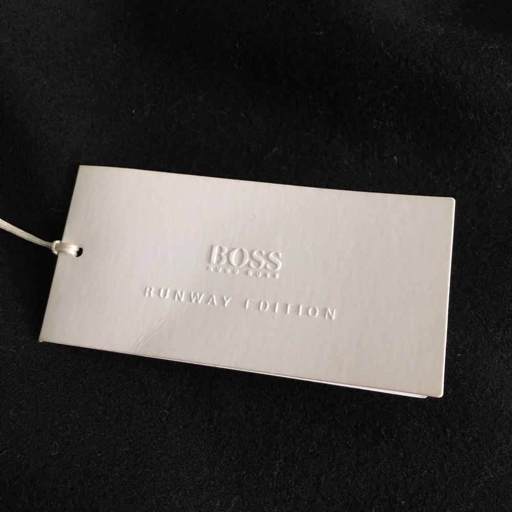 Hugo Boss Runway Edition Dress In Wool Laser Cut - Picture 5 of 7