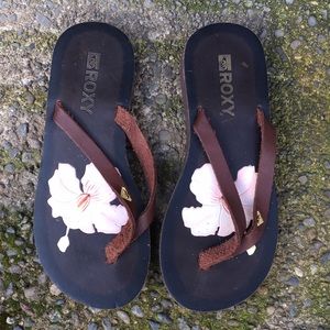 Roxy flip flop sandals brown leather things 8