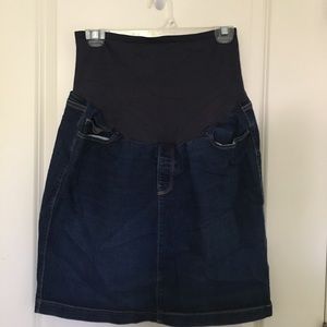 Maternity denim skirt