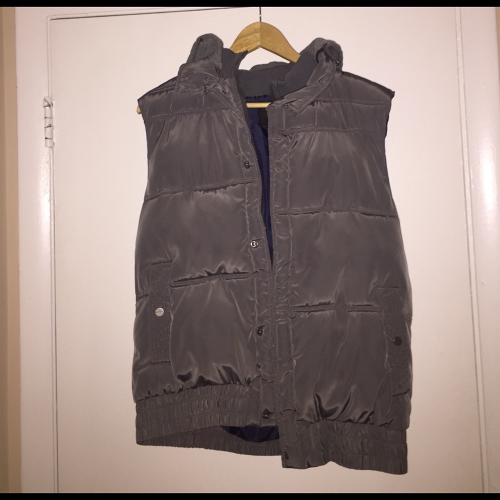 Gray sleeveless Jacket