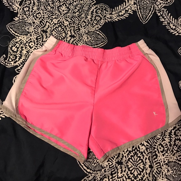 🌟Bundle!!!! 🌟 yoga capris and shorts - Picture 2 of 4