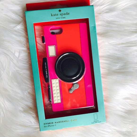 kate spade Accessories - Kate Spade IPhone 6 Camera Case