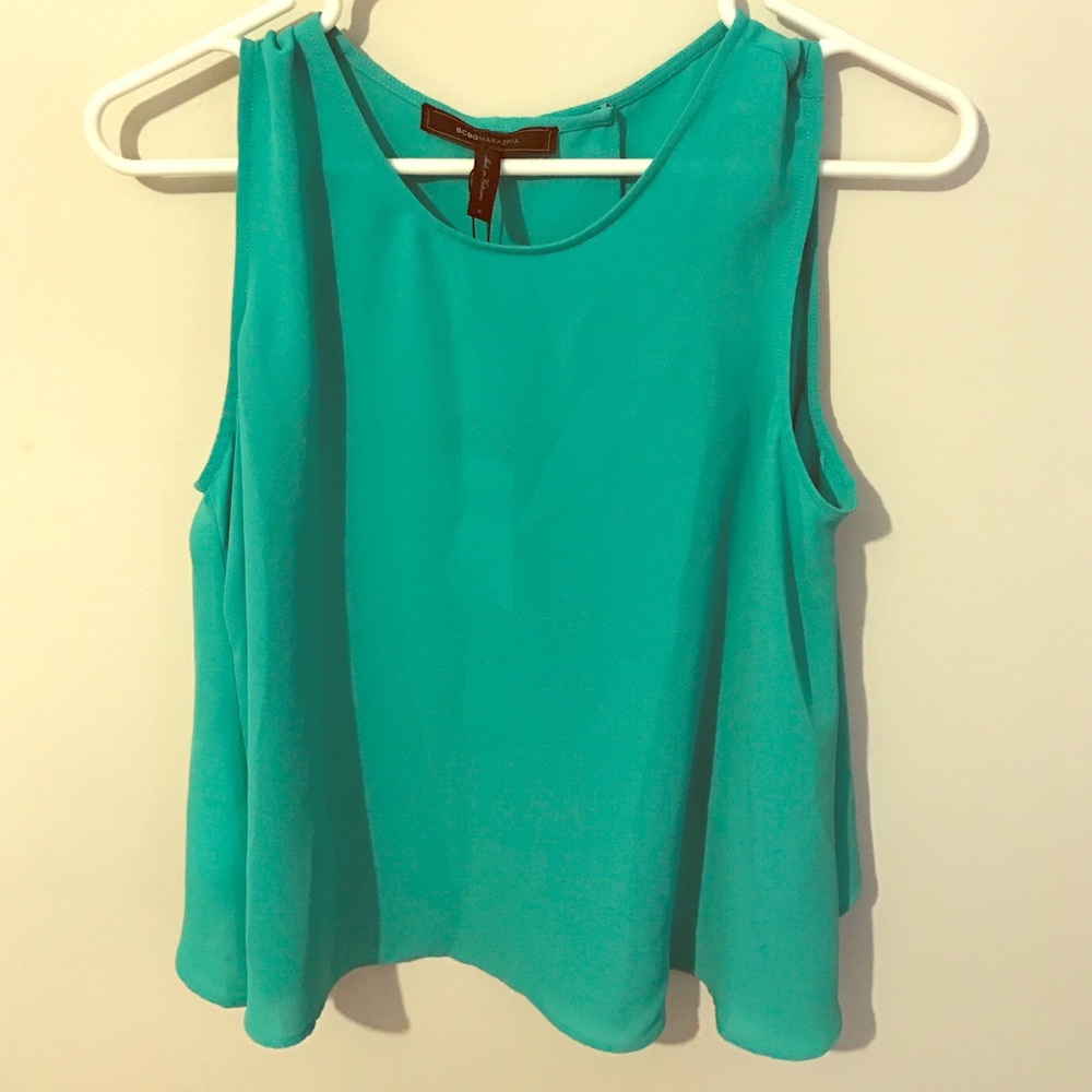 BCBGMAXAZRIA TOP