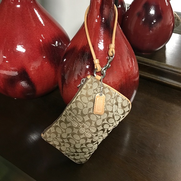 Coach pouch - Picture 3 of 5