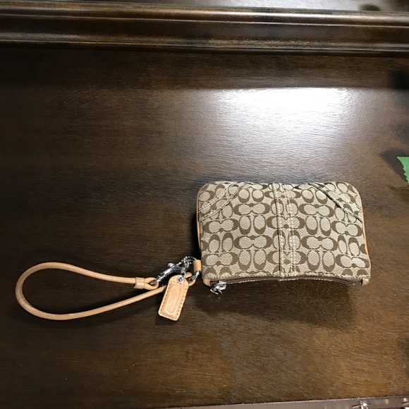 Coach pouch - Picture 2 of 5