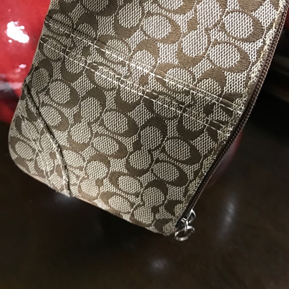 Coach pouch - Picture 5 of 5