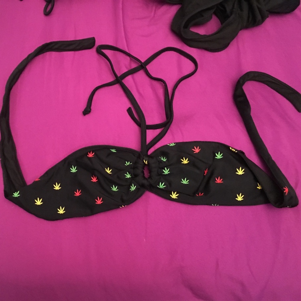 Weed bathing suit top