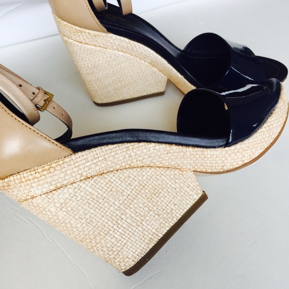 🌸HP🌸Kate Spade wedge Sandals - Picture 2 of 4