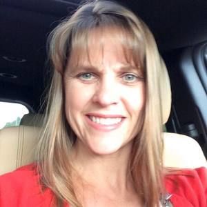 Meet your Posher, Carrie