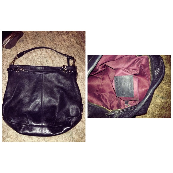 Bags wallets clutches and boots - Picture 2 of 4