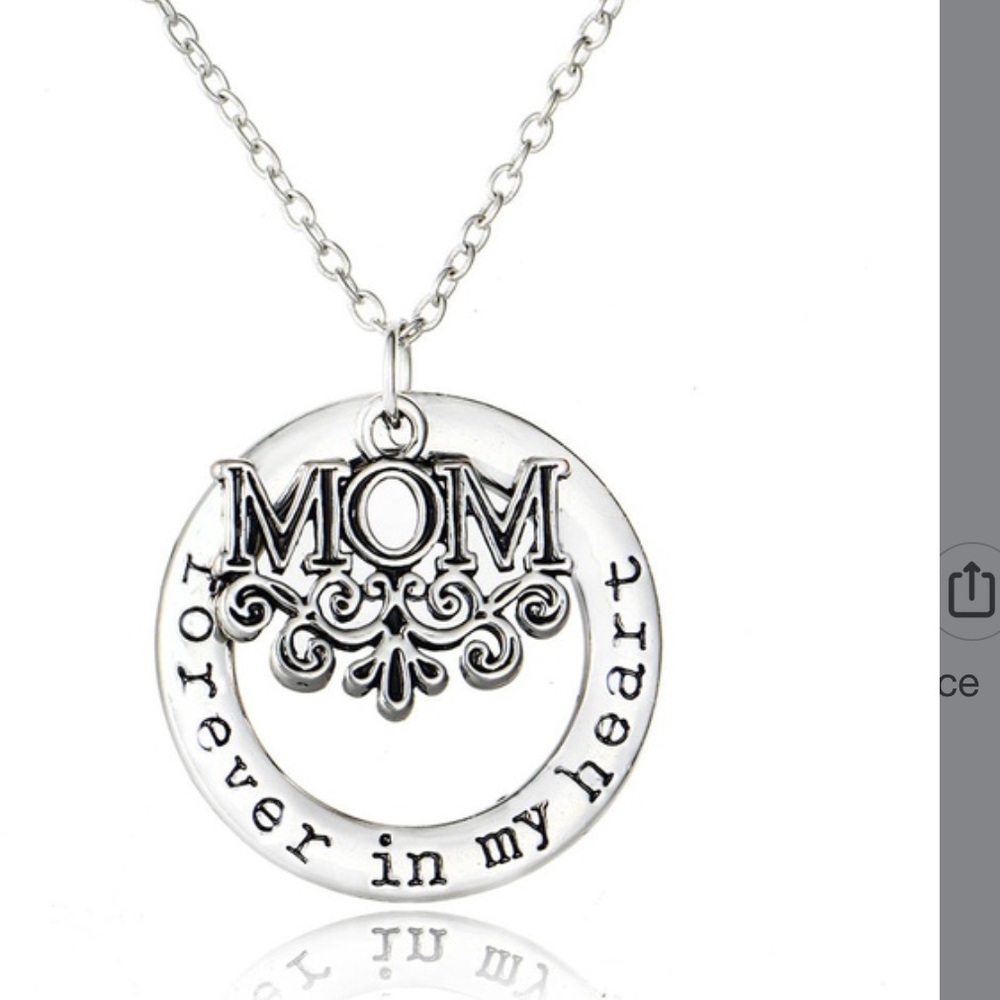 New silver for ever in my heart MOM necklace