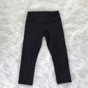 Lululemon Black Wunder Under Crop Leggings