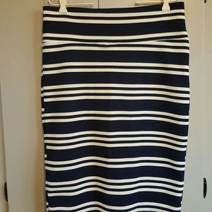 LuLaroe Cassie Skirt blue and white stripes