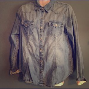 Forever 21 denim shirt Forever 21 denim shirt